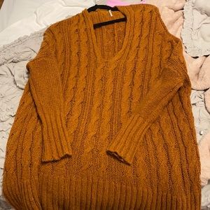 Free people Burnt mustard chunky oversized sweater